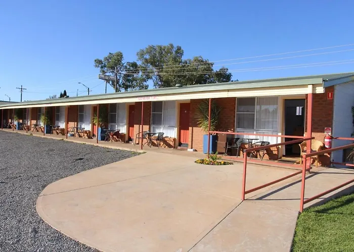 Cross Roads Motel