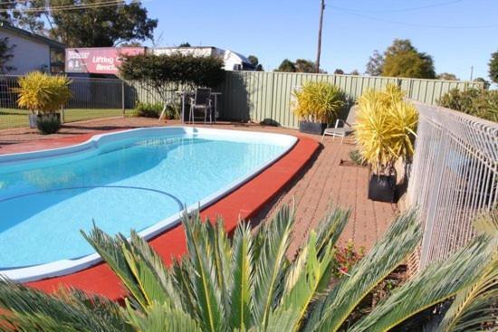 Hotel Cross Roads Cobar
